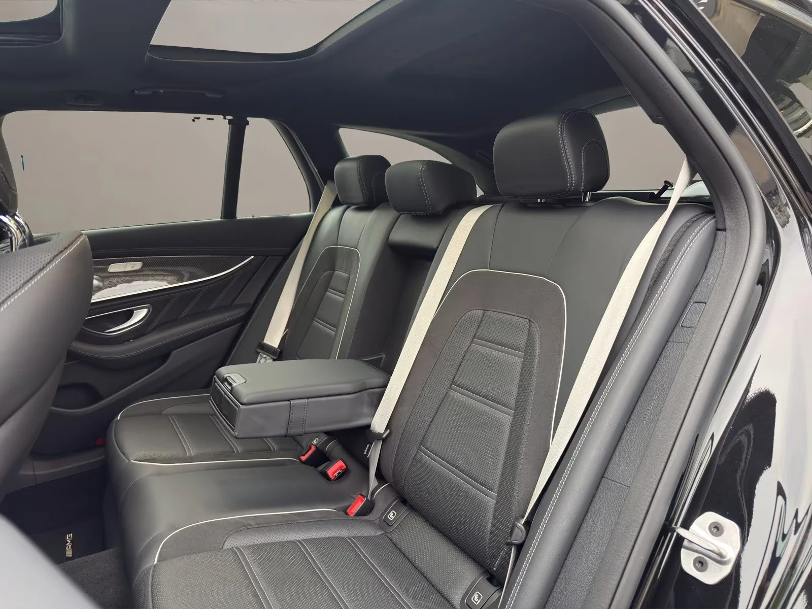 2020 Mercedes-Benz E 63 AMG S-PERFORMANCE 612HP PANO CARBON 360 BURM 791gpr — 16
