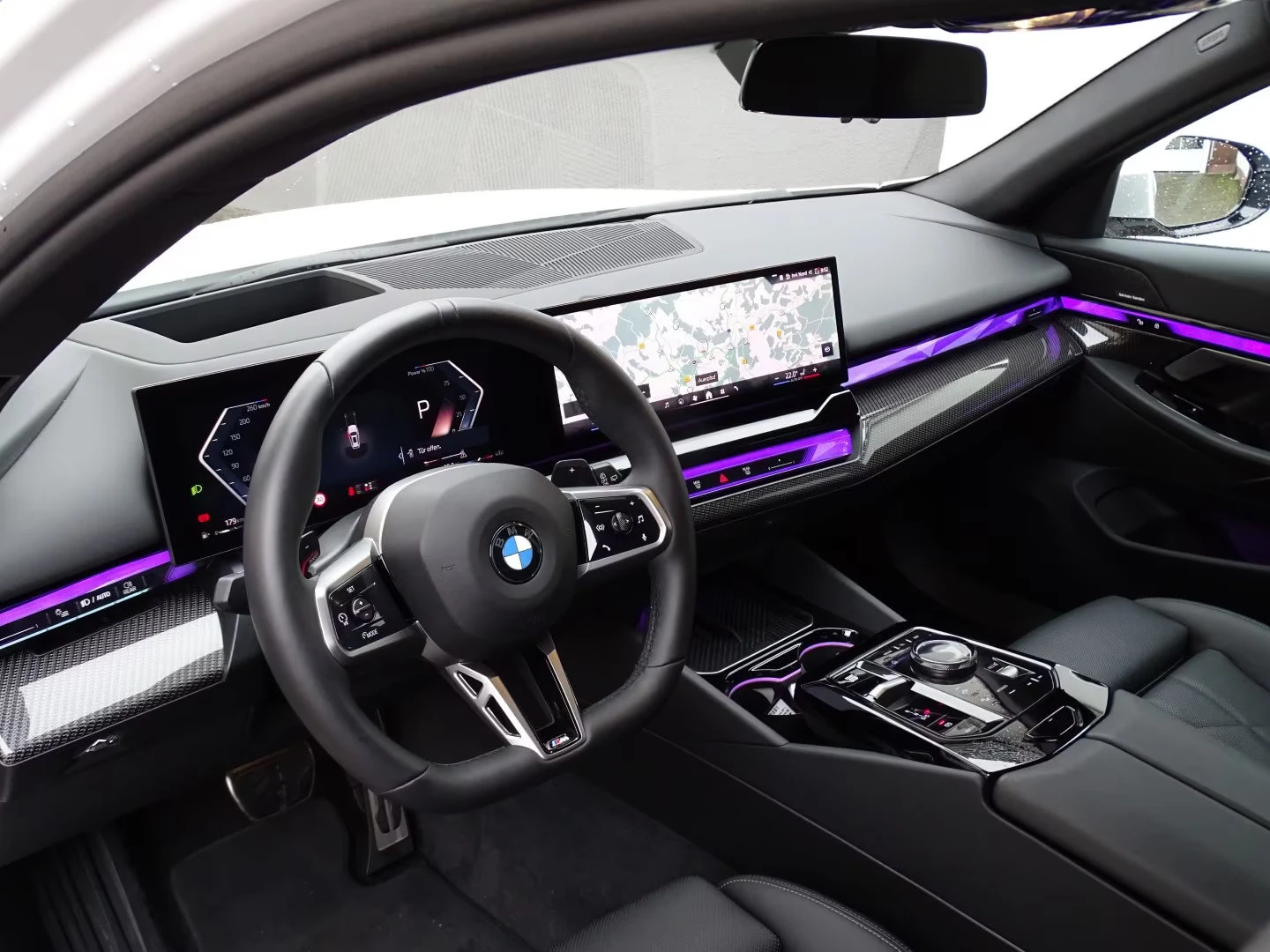 2025 BMW 520 G60 299HP TOURING MSPORT ОБДУХ 360 HUD H&K 979v — 10