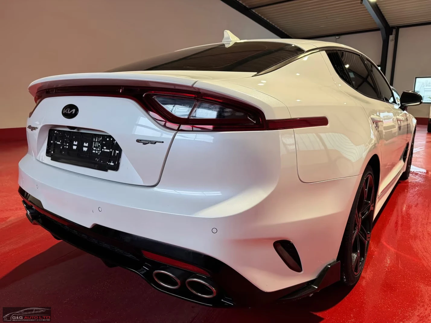 2018 Kia Stinger GT 370HP 4WD PANO H&K CAM BREMBO MEMO HUD LED 834g — 6