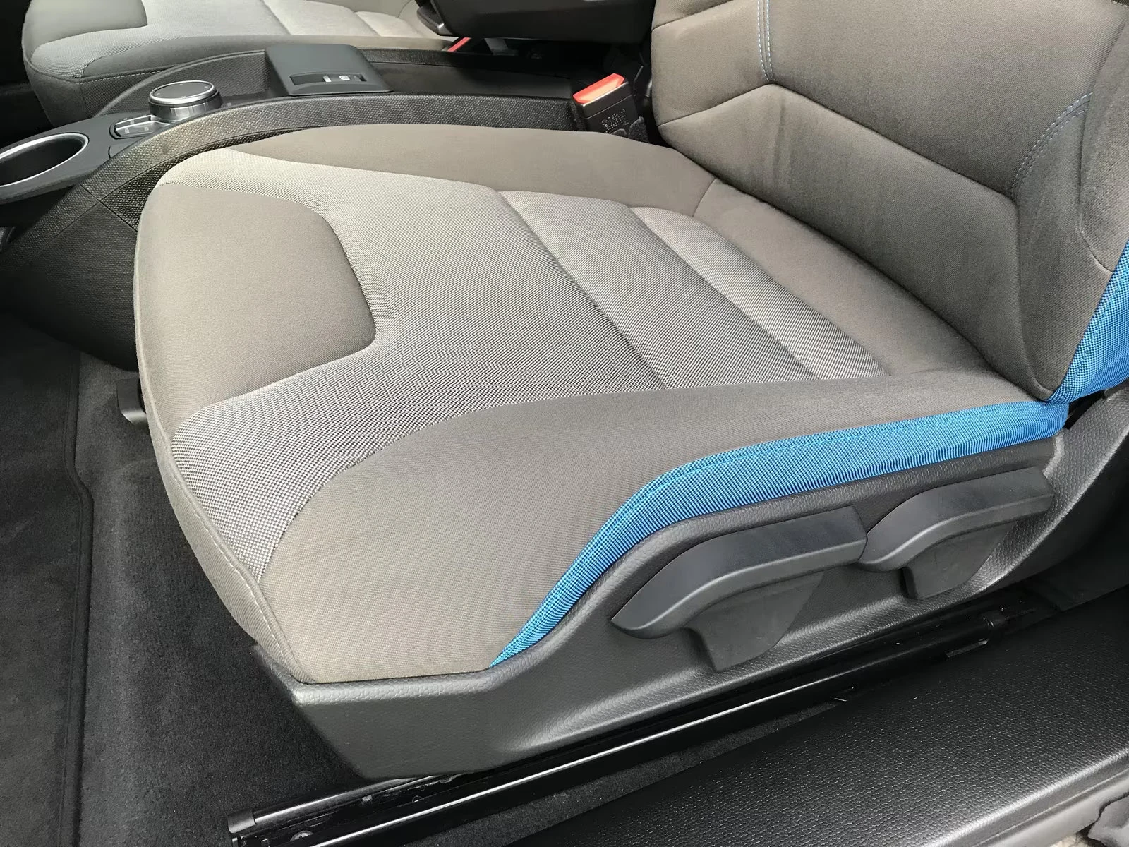 2020 BMW i3 s120 184HP CAM LED DAB NAVI CPLAY 877g — 8