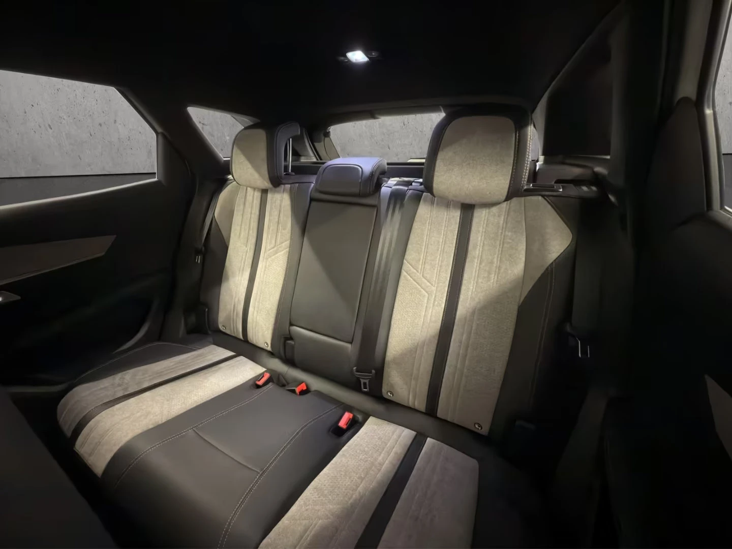 2021 Peugeot 3008 1.6PHEV 224HP GT-PACK MEMO 360 LED NAVI DIGI 882g — 13
