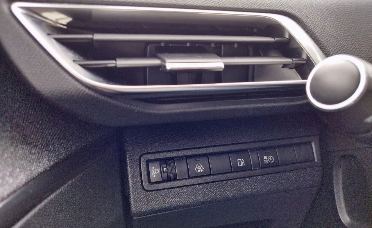 2021 Peugeot 3008 1.6PHEV 224HP ALLURE 360 LED DIGI NAVI 889g — 14