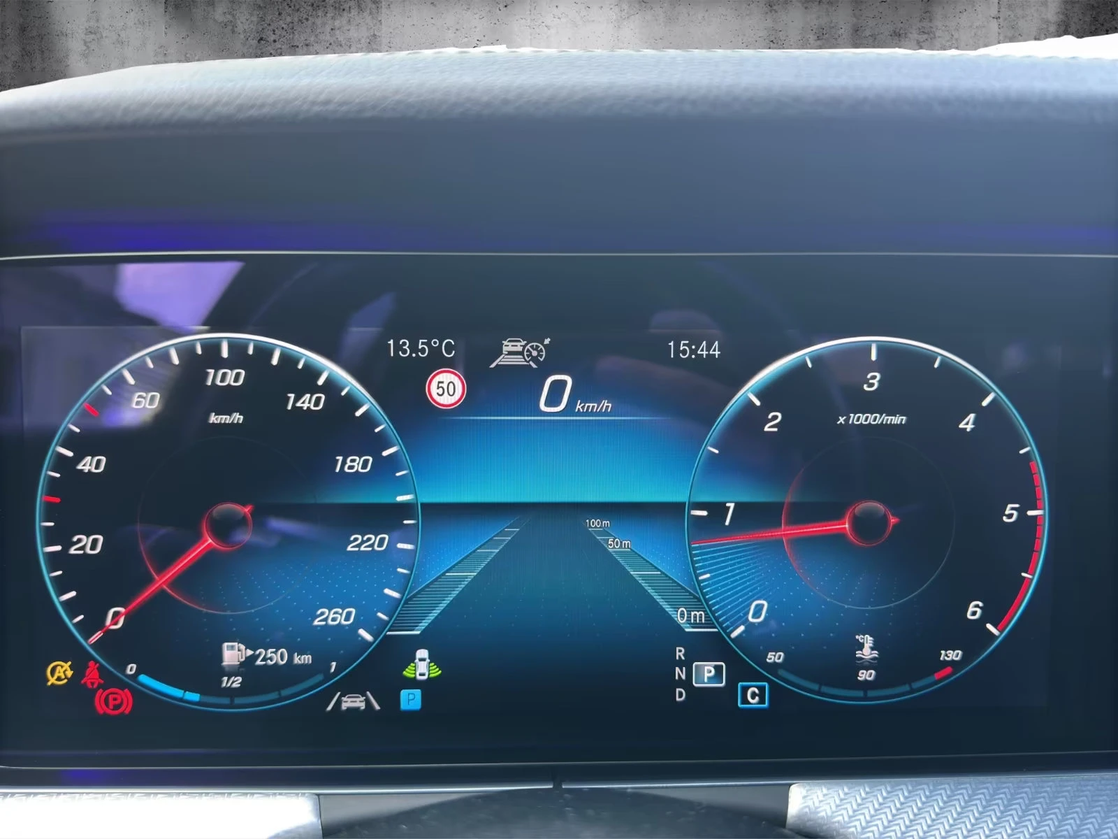 2020 Mercedes-Benz E 220 d AMG 194HP HUD 360 NAVI LED KLESS DIGI ACC 924g — 12
