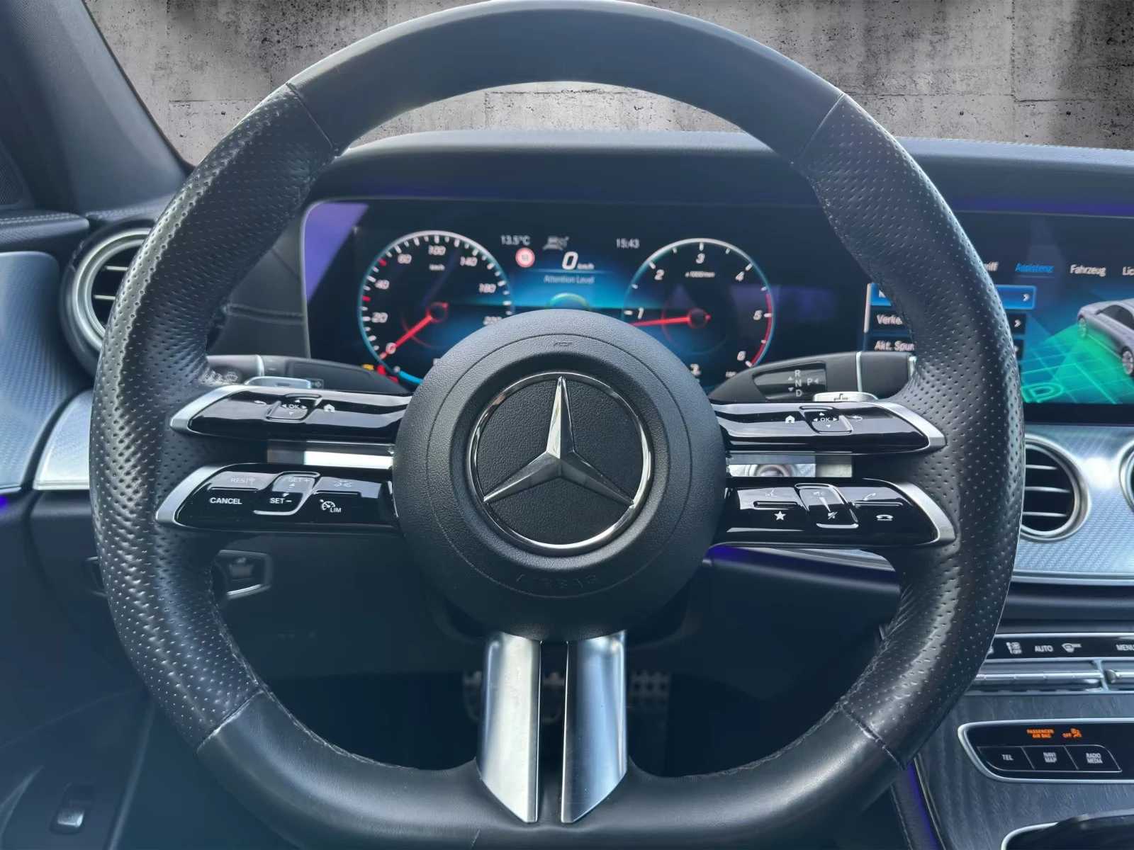 2020 Mercedes-Benz E 220 d AMG 194HP HUD 360 NAVI LED KLESS DIGI ACC 924g — 11