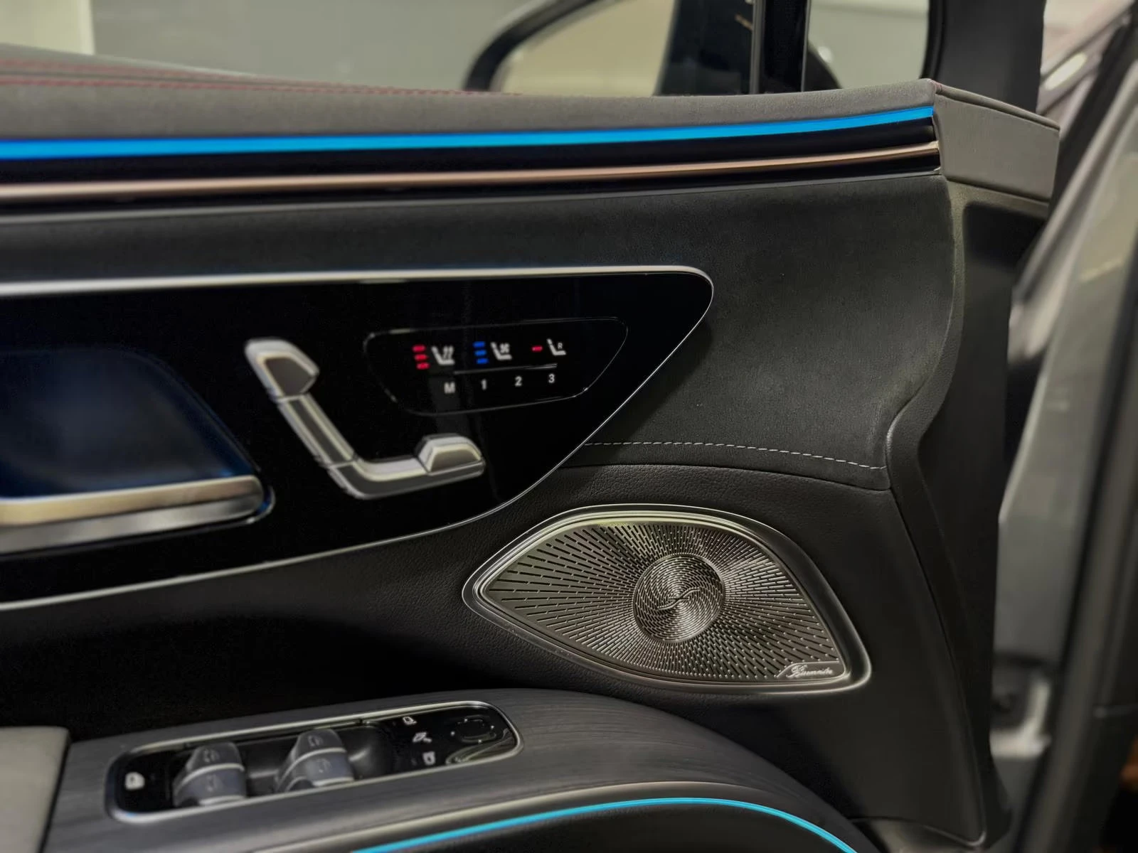 2023 Mercedes-Benz EQS 450+ SUV 360HP AMG HYPER PANO HUD 360 NIGHT 164z — 16