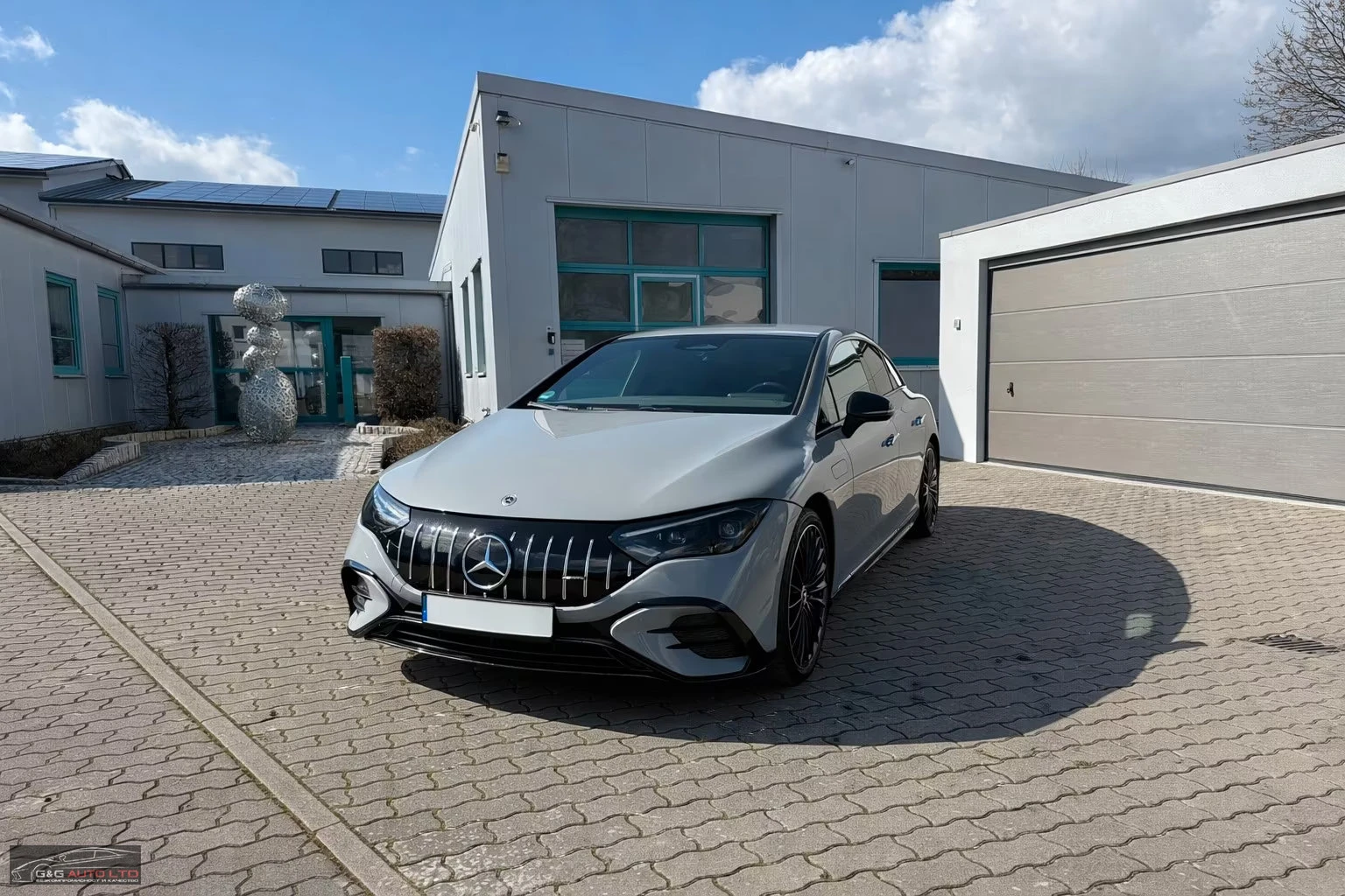 Mercedes-Benz EQS