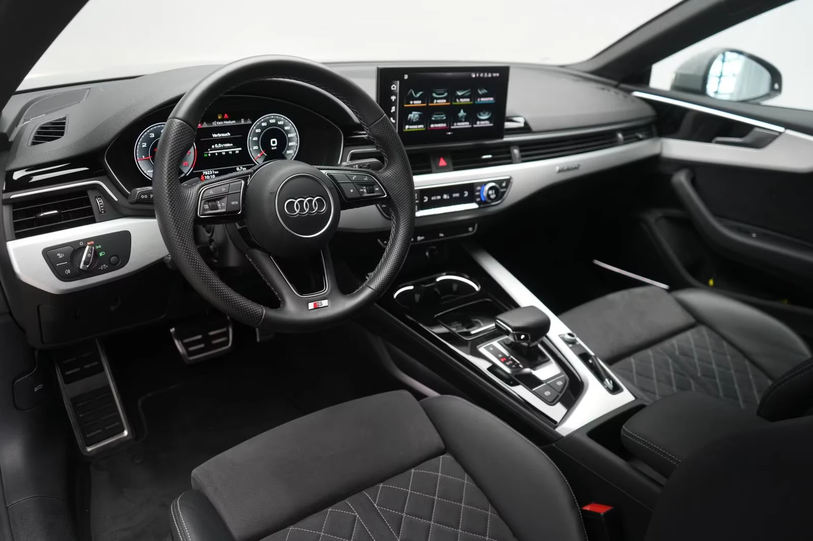 2022 Audi A5 45TFSI 265HP COUPE QUATTRO S-LINE MASSAGE 943g — 8