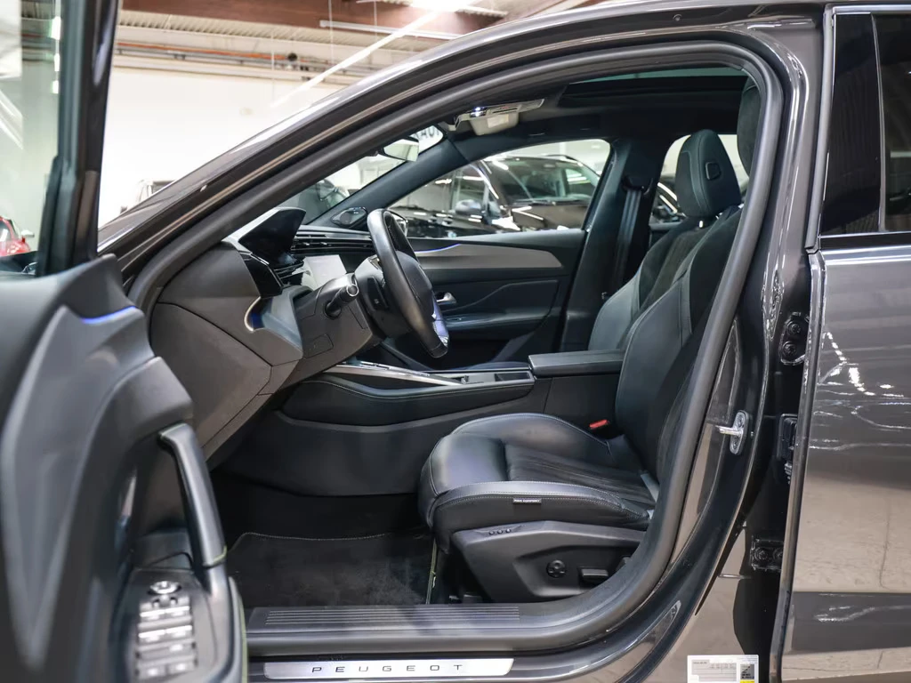 2023 Peugeot 408 GT 1.6 224HP ACC PANO MATRIX 360 169h — 7