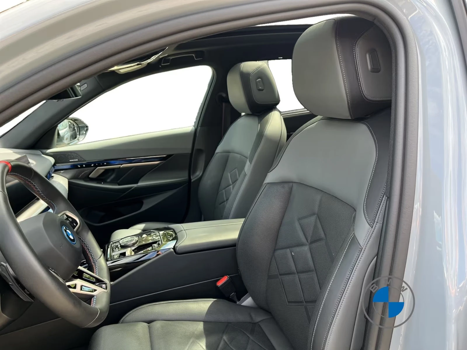 2024 BMW i5 xDRIVE 60 601HP MSPORTPRO PANO ACC B&W HUD 217zpr — 12