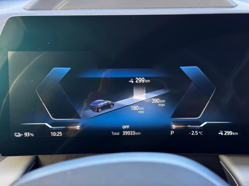 2023 BMW iX1 30 313HP HUD PANO 360 DIGITAL ACC 225z — 10