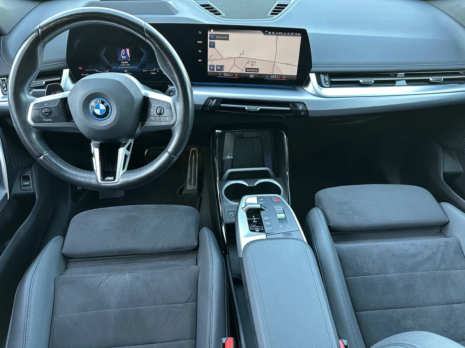 2023 BMW iX1 30 xDRIVE 313HP MSPORT PANO HUD 19 360 229zpr — 6