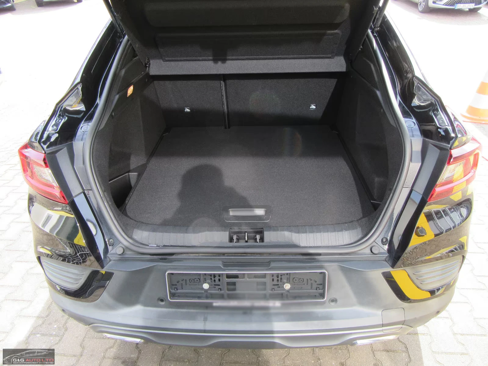 2023 Renault Arkana TCe 160HP RS-LINE CAM BOSE NAVI CPLAY 103q — 14