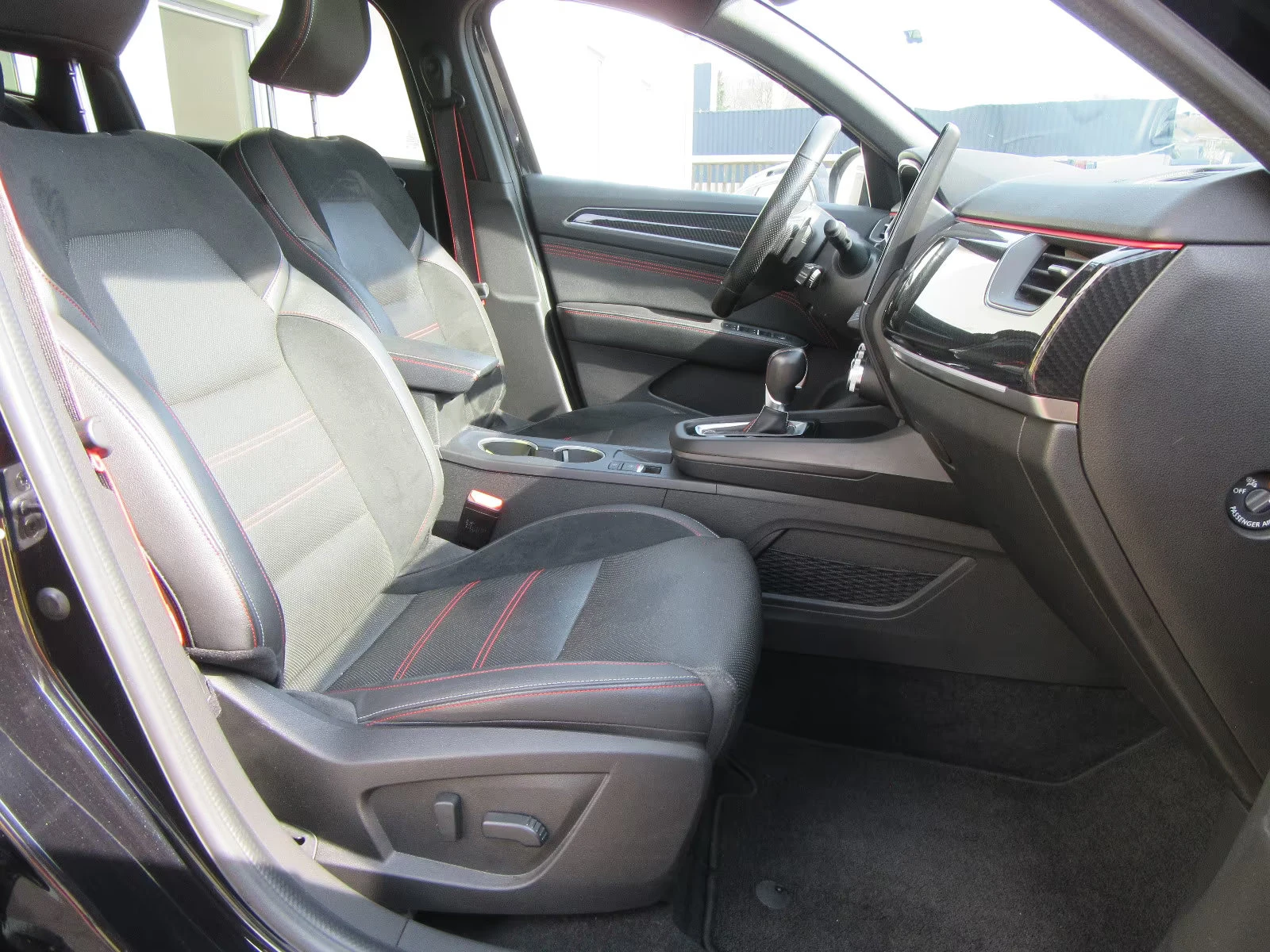 2023 Renault Arkana TCe 160HP RS-LINE CAM BOSE NAVI CPLAY 103q — 11
