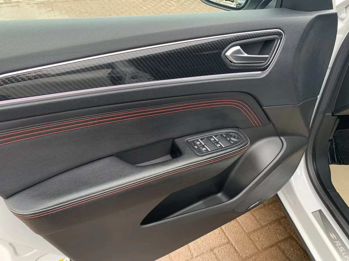 2022 Renault Arkana RS-LINE 158HP NAVI CAM CPLAY KLESS 104q — 10