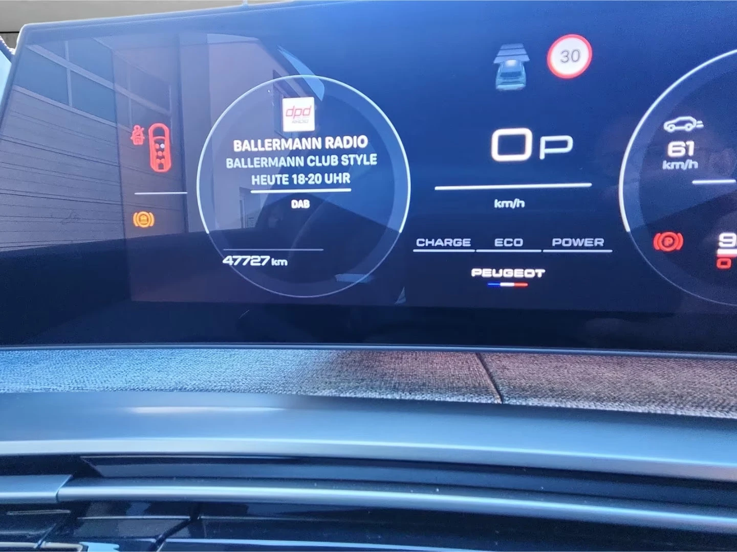2025 Peugeot 5008 ALLURE 145HP 7S CAM NAVI DIGI CPLAY KLESS 107q — 8