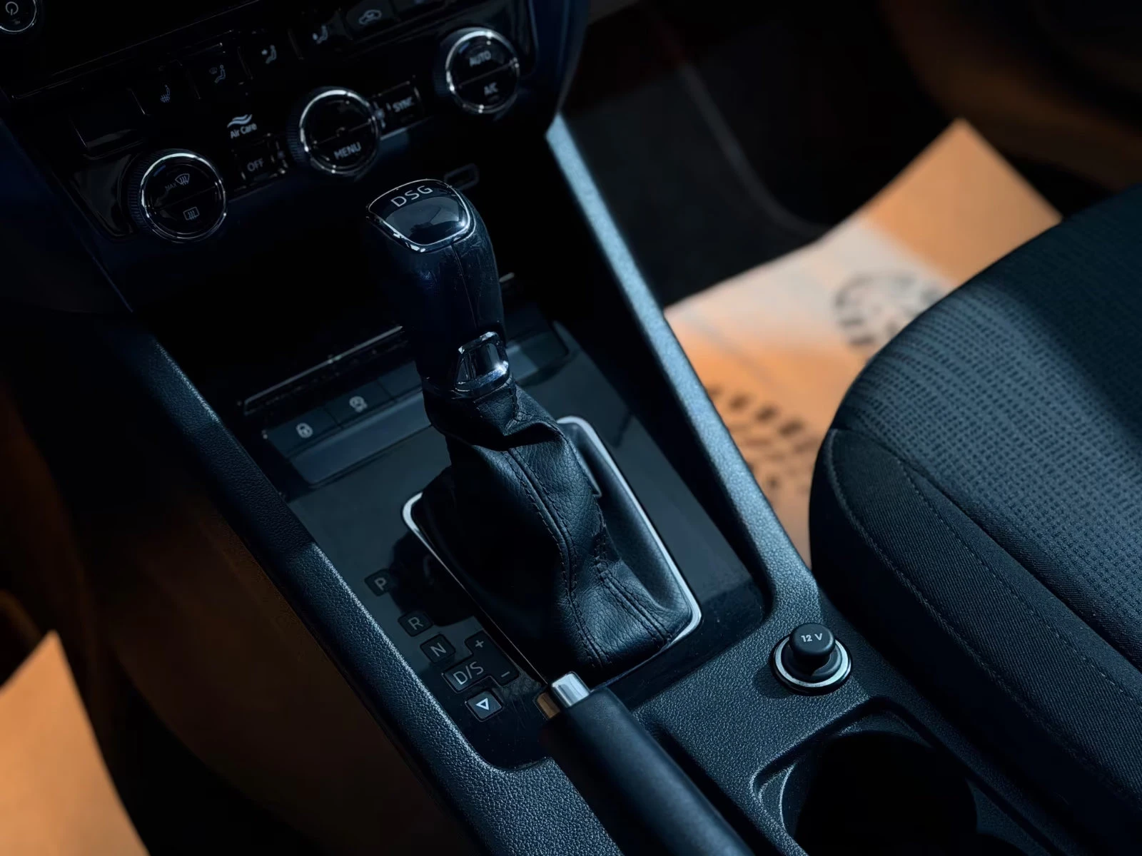 2019 Skoda Octavia STYLE 116HP LED NAVI CPLAY ACC AMBI 123q — 9