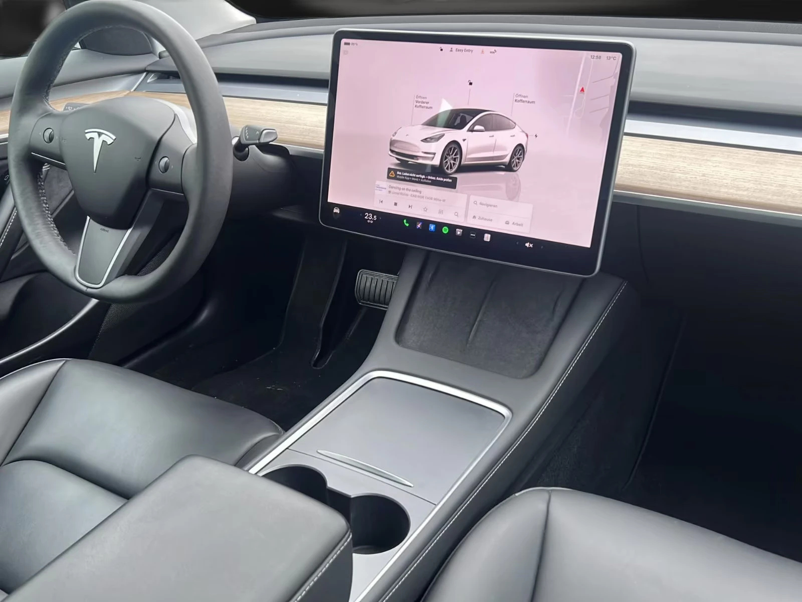 2022 Tesla Model 3 325HP 60kWh RWD LED PANO 268z — 11