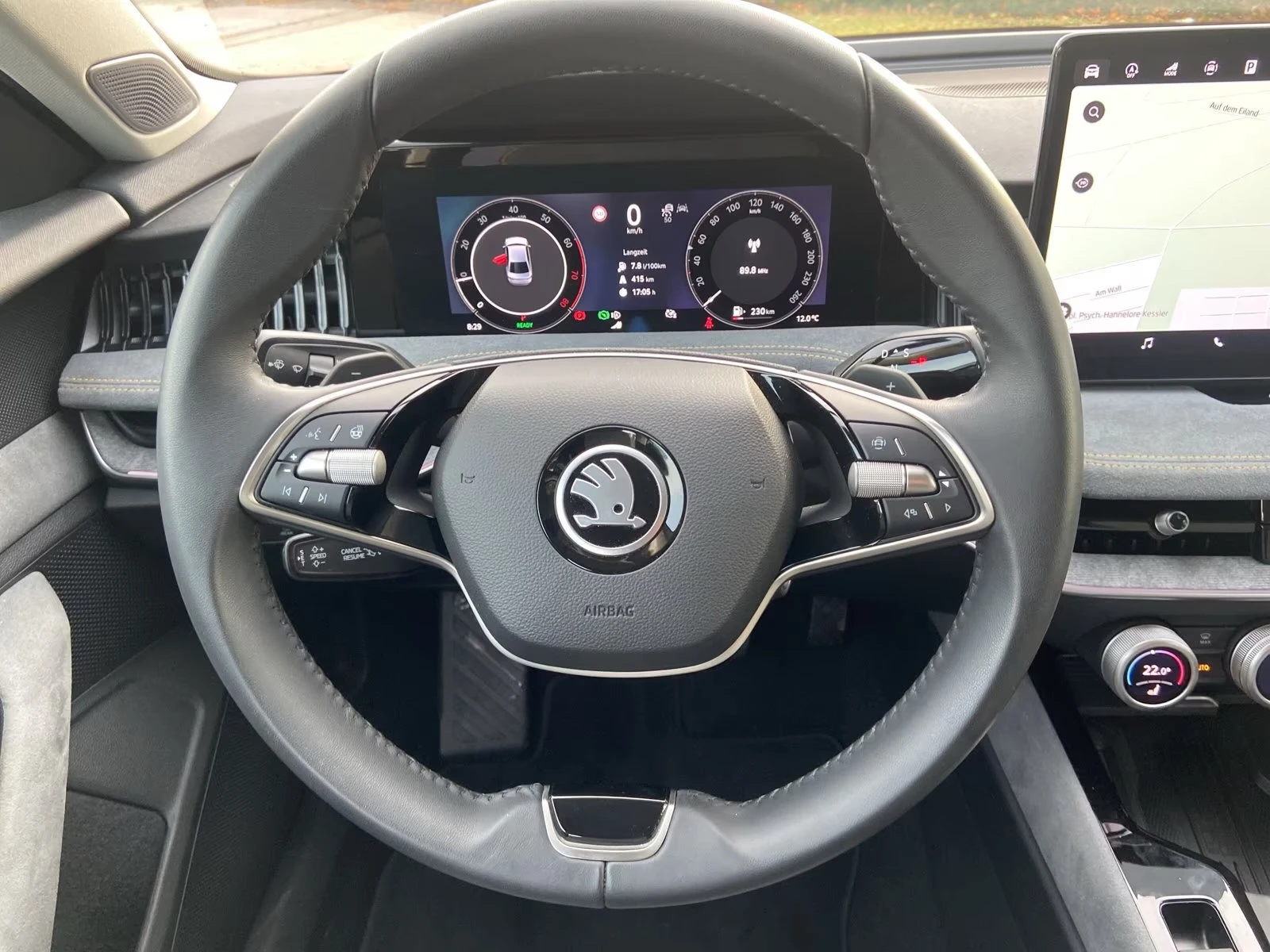 2024 Skoda Superb 1.5TSI 150HP SELECTION DSG CAM AHK ACC CPLAY 127q — 11