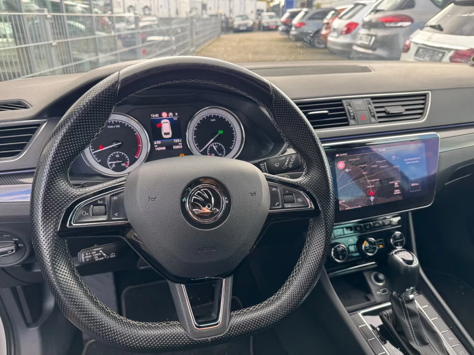 2018 Skoda Superb SPORT-LINE 179HP CAM DSG MEMO LED AMBI 128q — 6