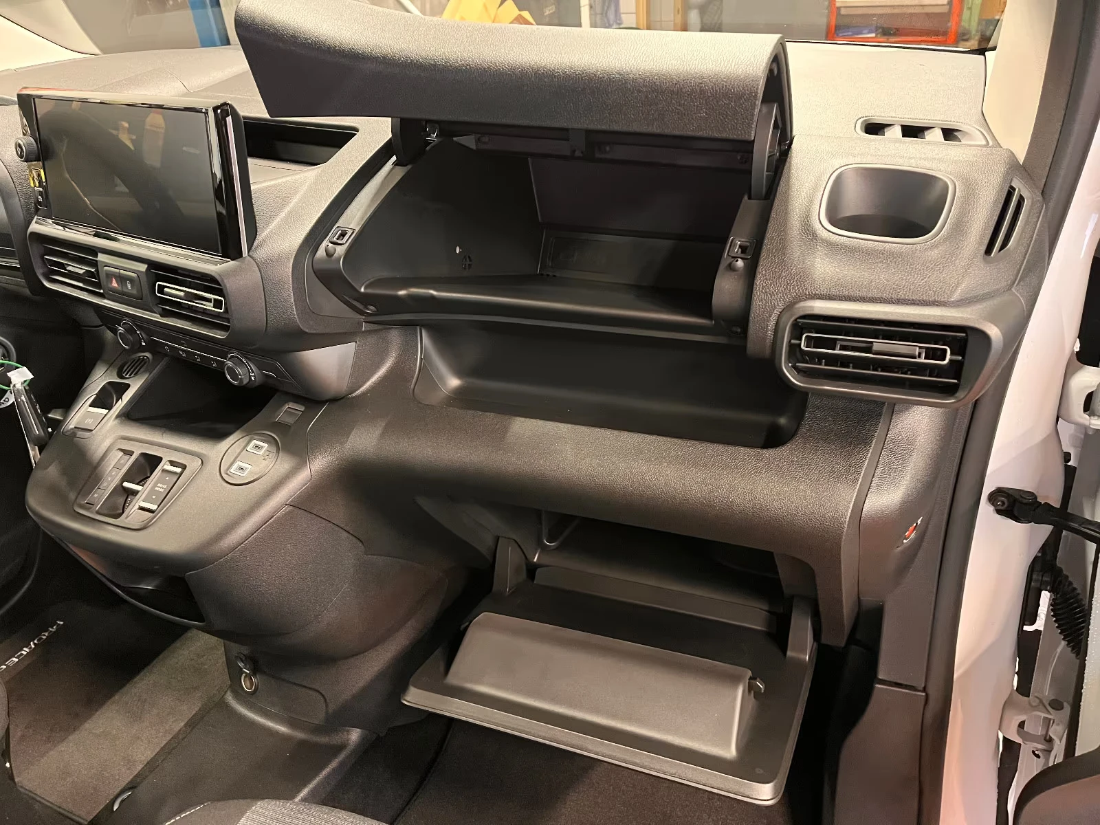 2026 Toyota Proace City Verso НОВ 1.5D L2 131HP 7S NAVI 183h — 9