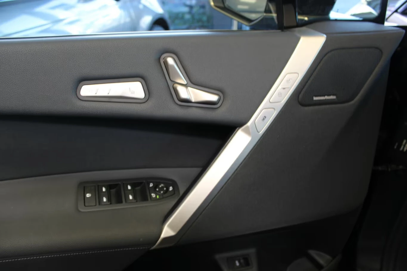 2022 BMW iX xDRIVE-50 523HP PANO 360 ACC LED KLESS 280z — 15