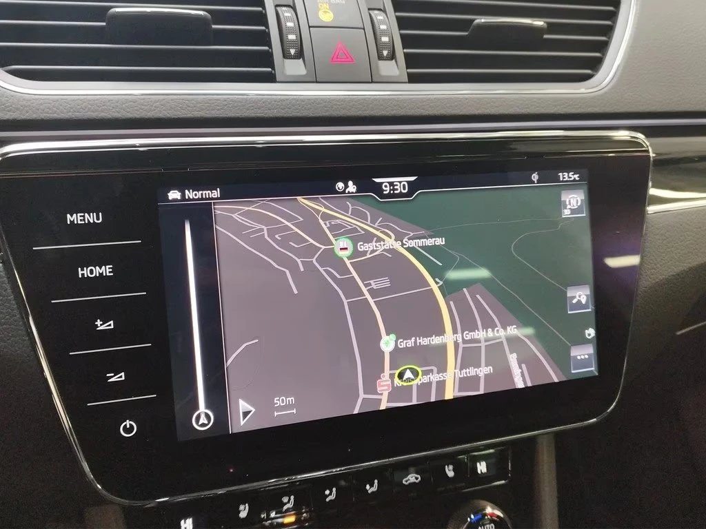 2020 Skoda Superb 2.0TDI 190HP L&K CANTON MEMO AHK NAVI LED 192q — 11