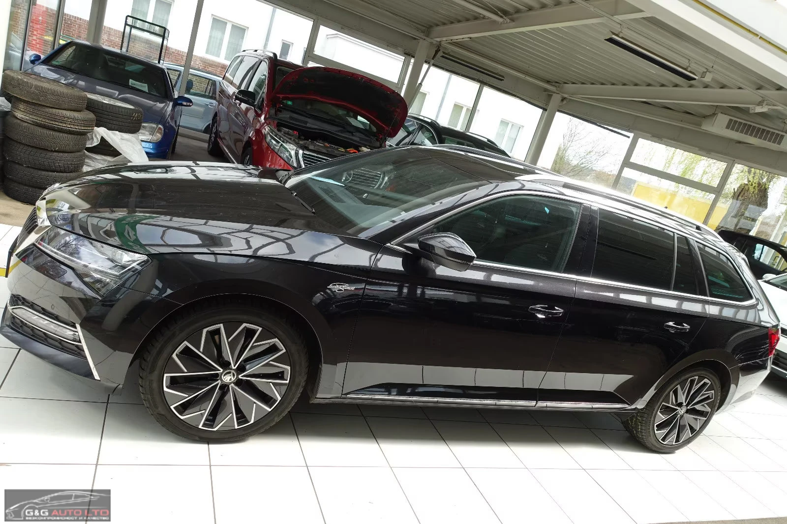 Skoda Superb 2.0TDI 200HP L&K 4X4 MASSAGE PANO MEMO CAM 193q 2022