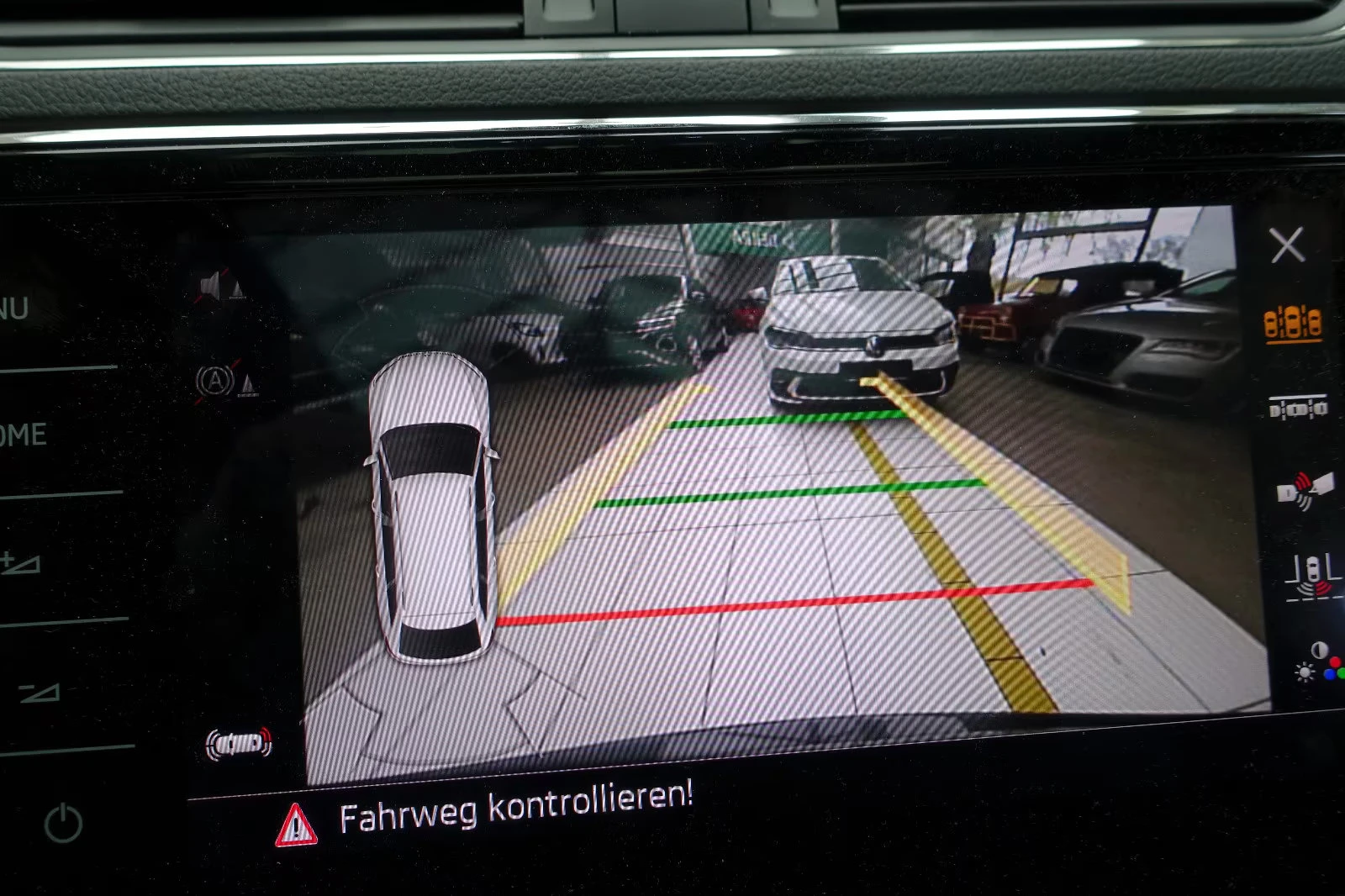 2022 Skoda Superb 2.0TDI 200HP L&K 4X4 MASSAGE PANO MEMO CAM 193q — 10