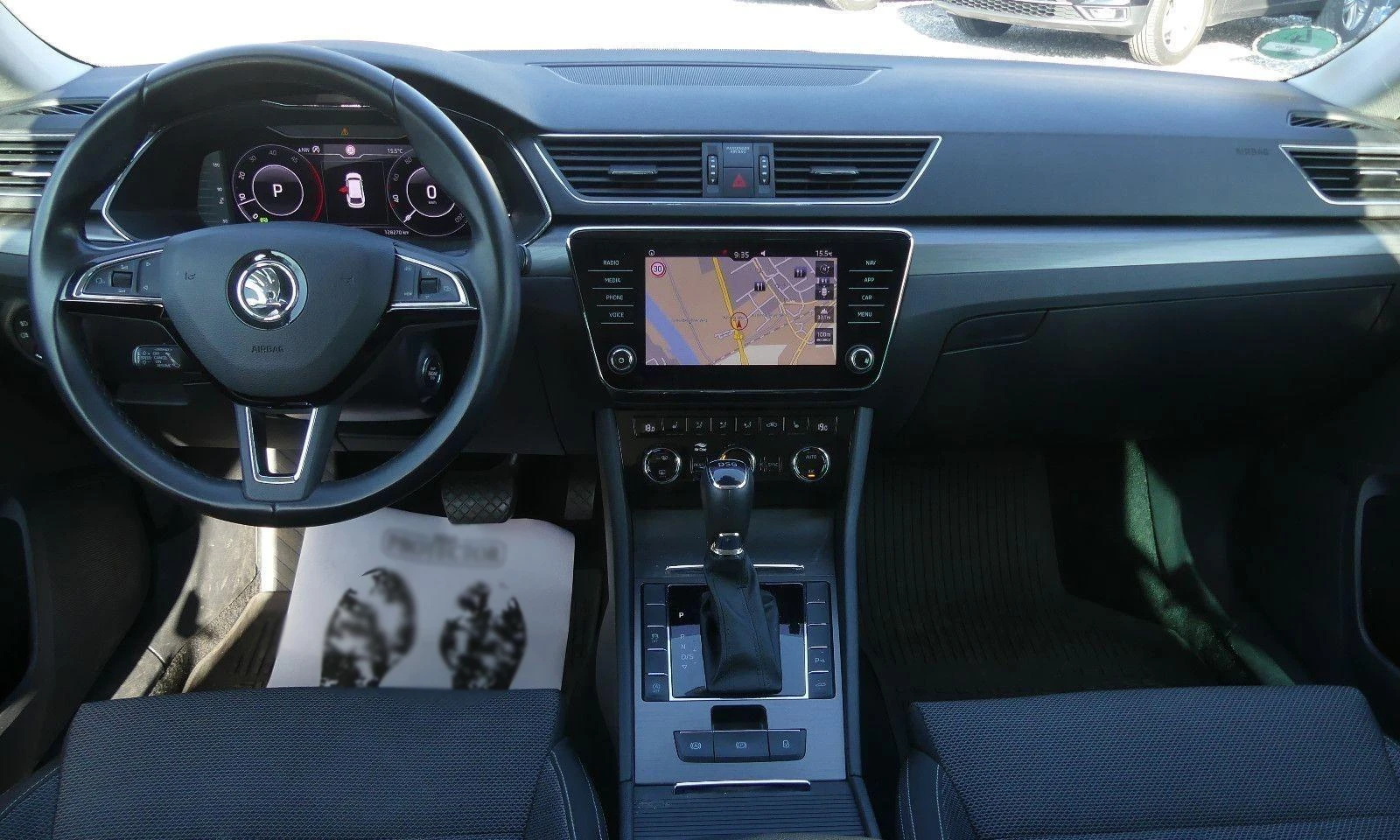 2020 Skoda Superb DIESEL 190HP STYLE ACC CAM NAVI 194h — 6