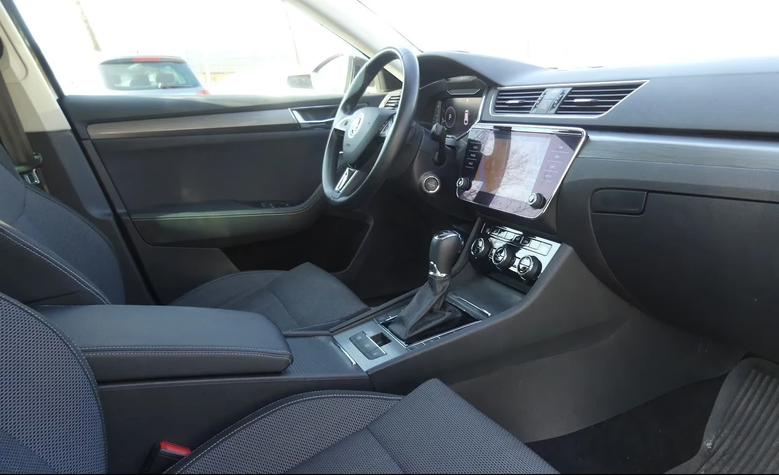 2020 Skoda Superb DIESEL 190HP STYLE ACC CAM NAVI 194h — 7