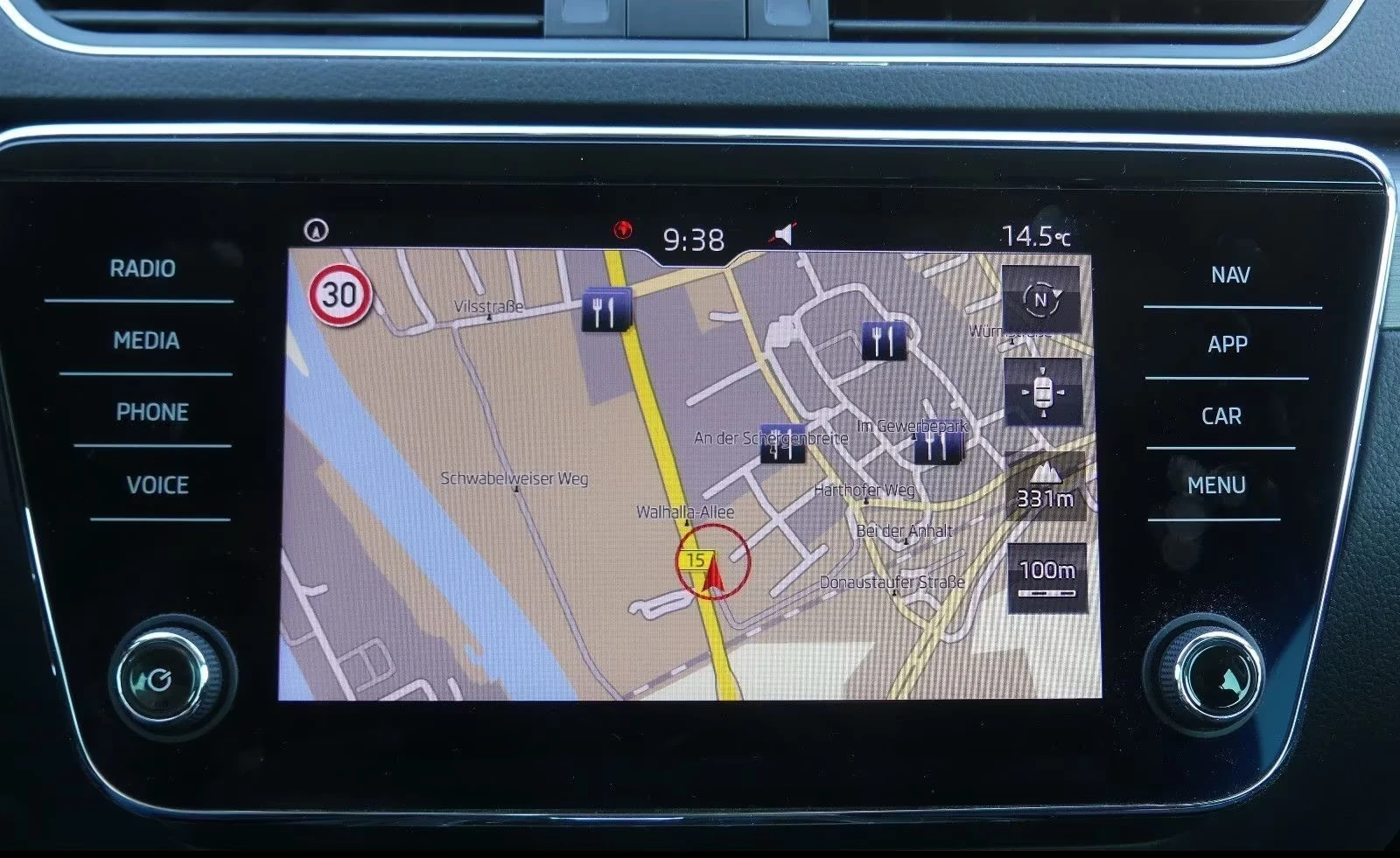 2020 Skoda Superb DIESEL 190HP STYLE ACC CAM NAVI 194h — 11