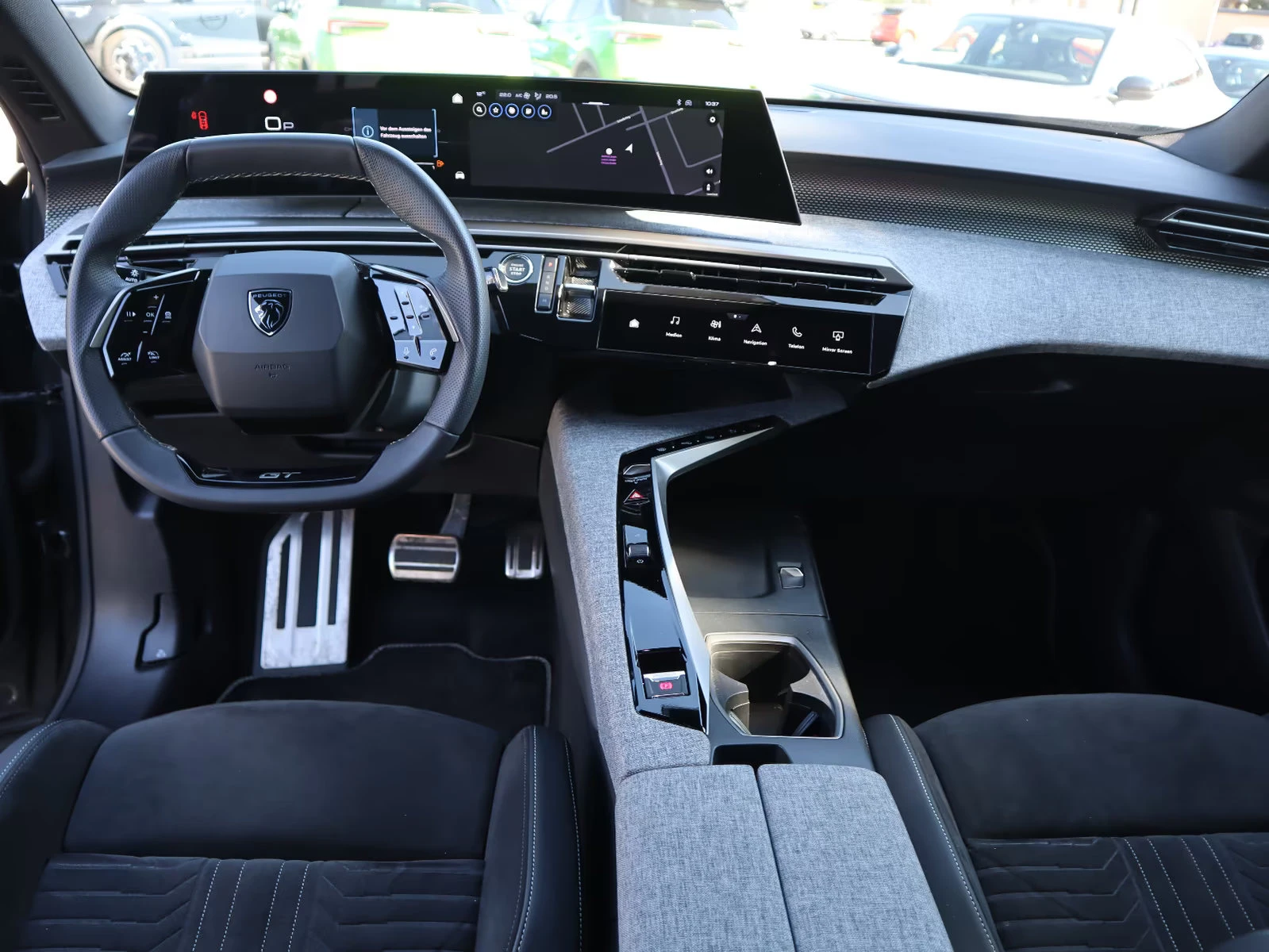 2025 Peugeot 5008 1.2MHEV 145HP GT-LINE 7S MASSAGE 360 MEMO 220q — 6