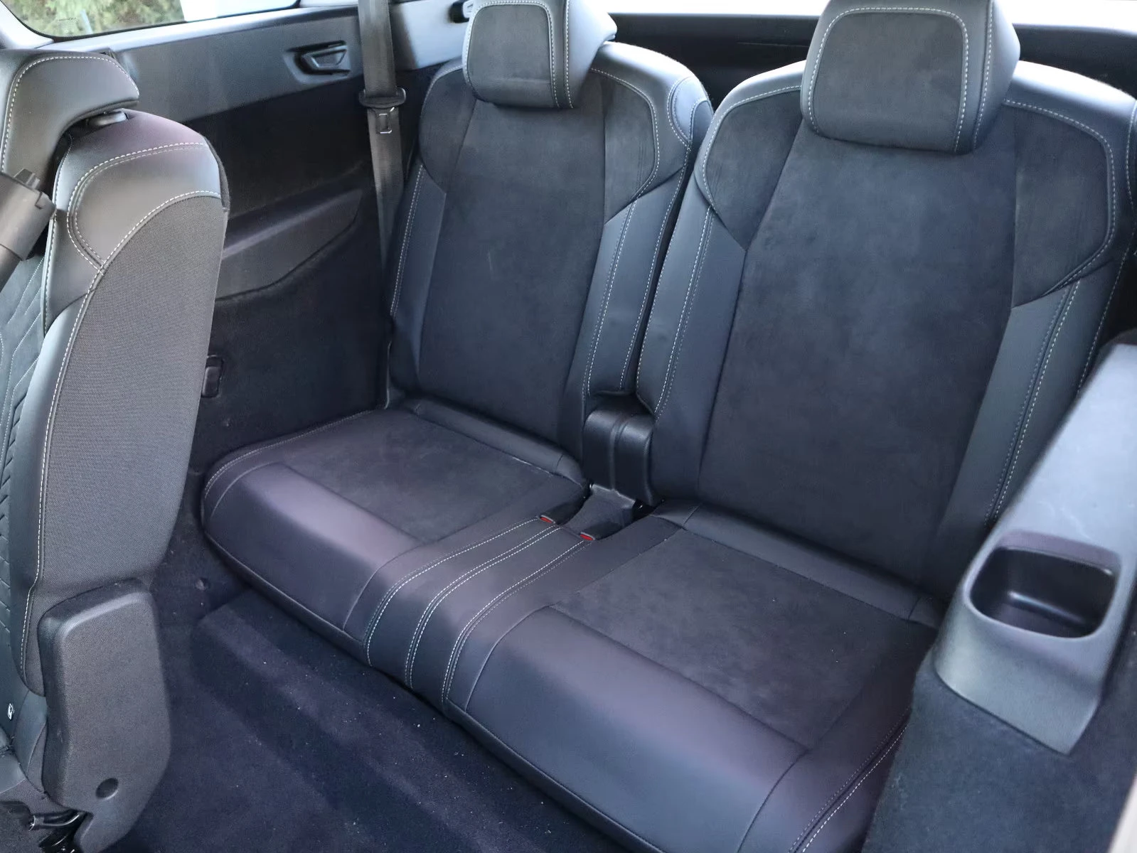 2025 Peugeot 5008 1.2MHEV 145HP GT-LINE 7S MASSAGE 360 MEMO 220q — 13