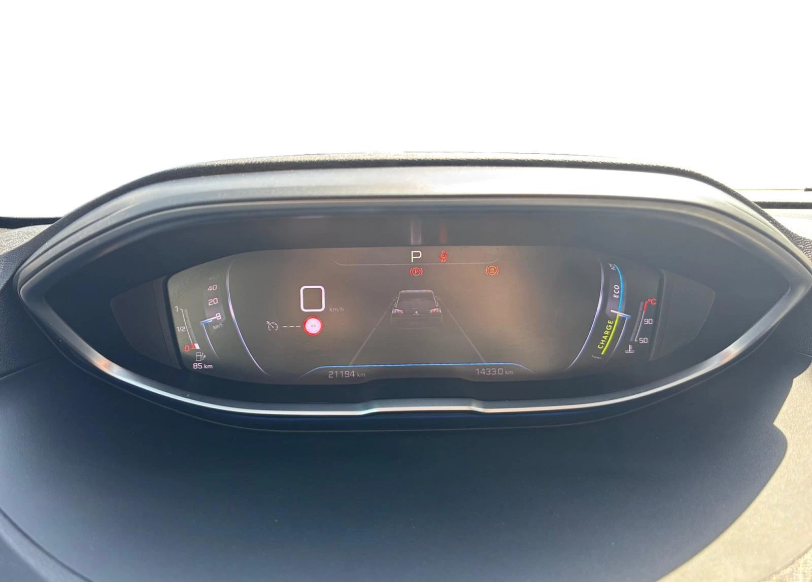 2024 Peugeot 5008 1.2MHEV 131HP ACTIVE 7S CAM NAVI LED 221q — 7
