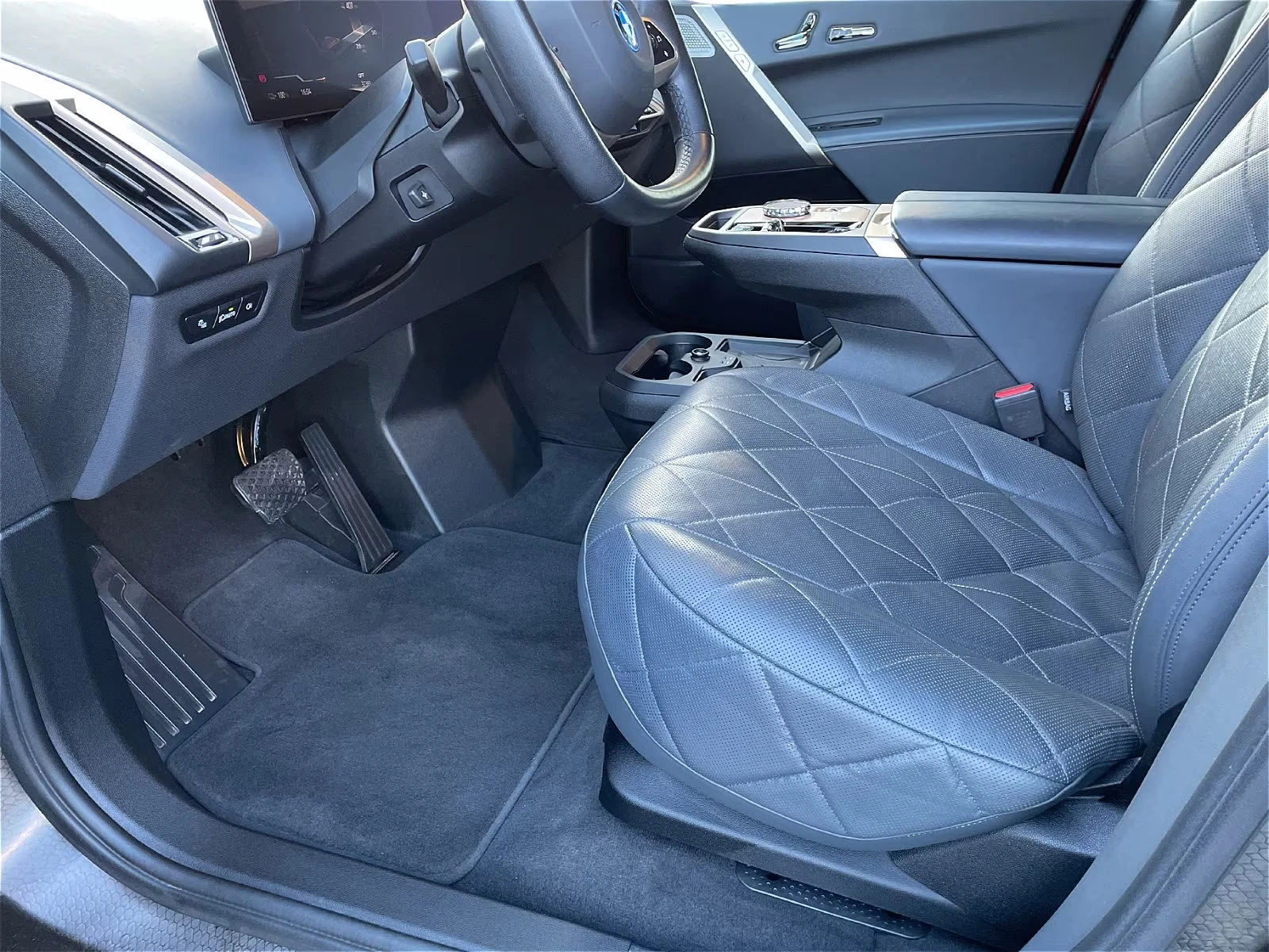 2022 BMW iX M60 619HP B&0 360 ACC KLESS 346z — 10