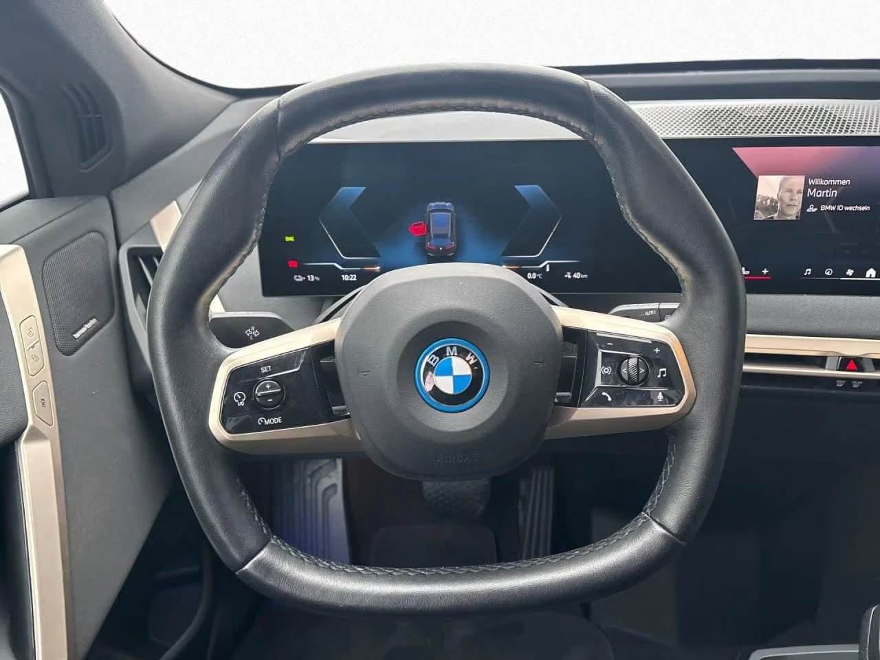 2023 BMW iX xDrive40 326HP MEMO 360 AHK H&K LED NAVI 231q — 7