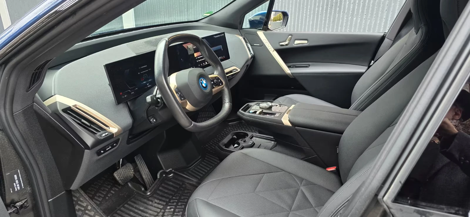 2024 BMW iX 40 326H XDRIVE SPORT AHK CAM NAVI 200h — 12
