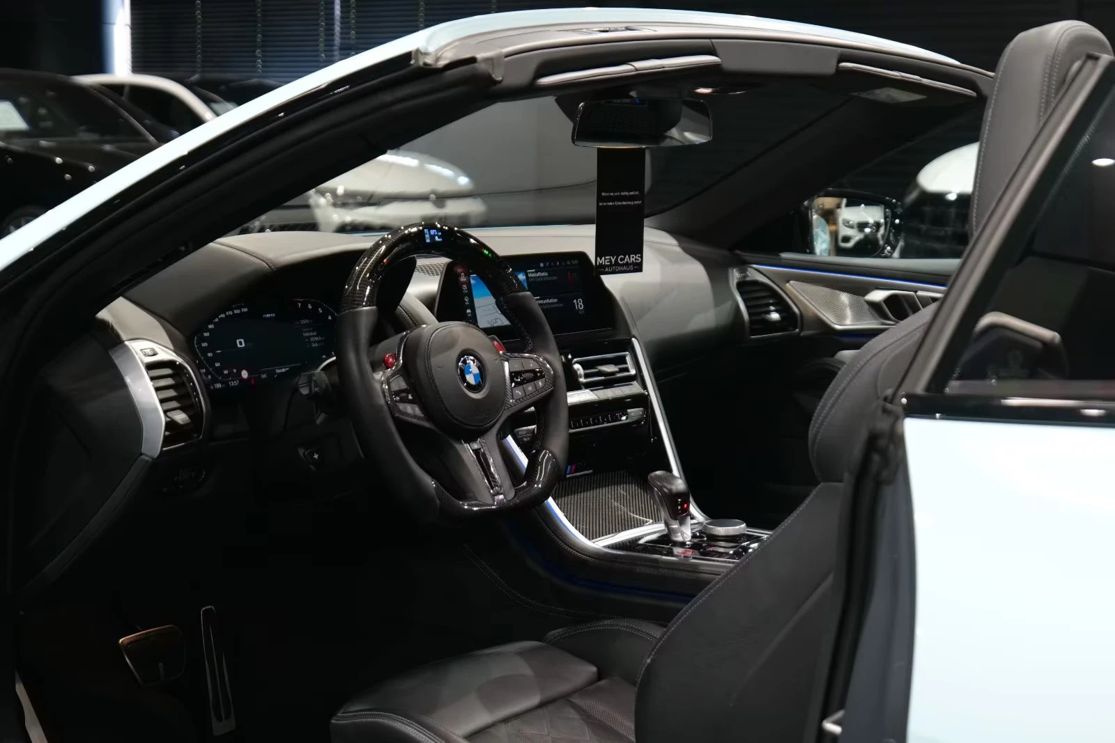 2022 BMW M8 COMP 625HP xDRIVE CABRIO 360 B&W HUD CARBON 380z — 12