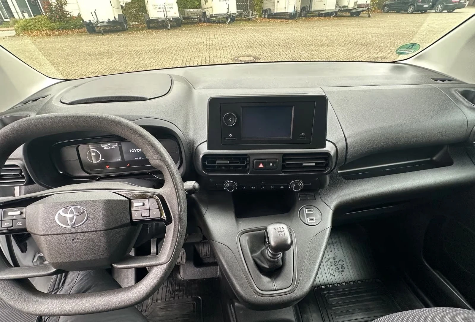 2025 Toyota Proace City Verso L1-DUTY 102HP LED DIGI DAB 243q — 9