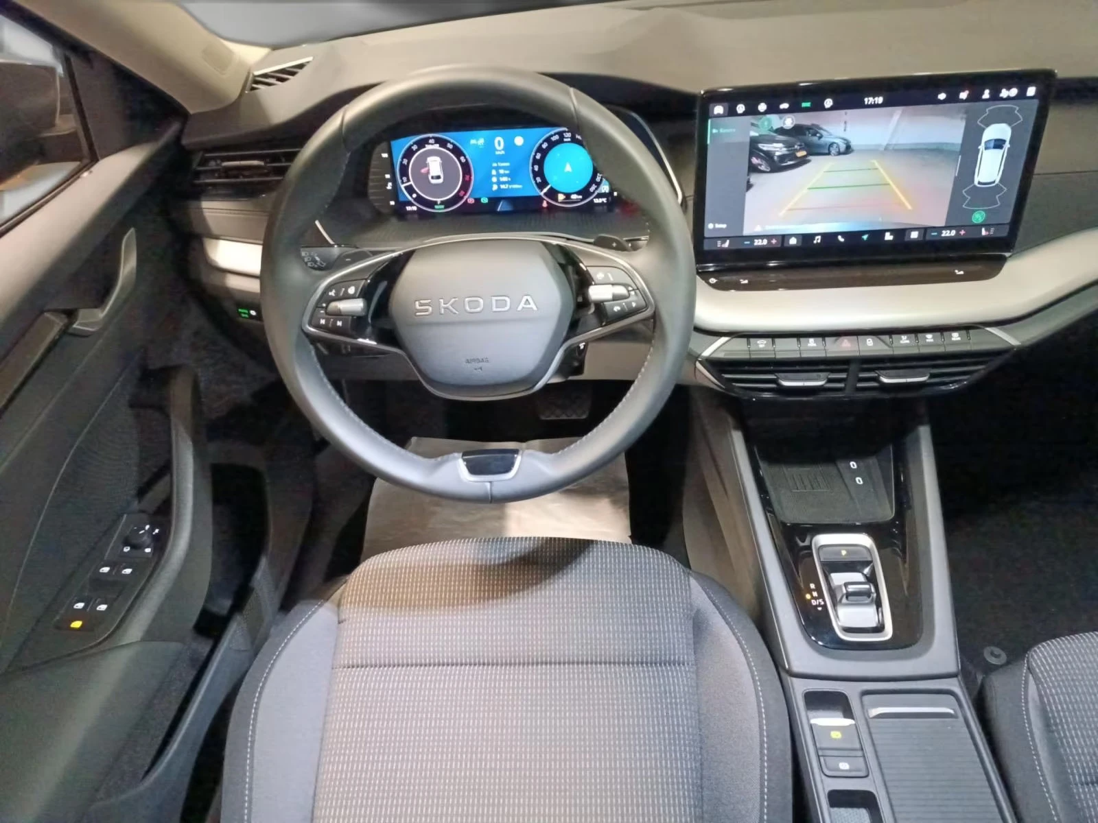 2025 Skoda Octavia 1.5TSI 150HP SELECT DSG ACC CPLAY CAM NAVI 260q — 8