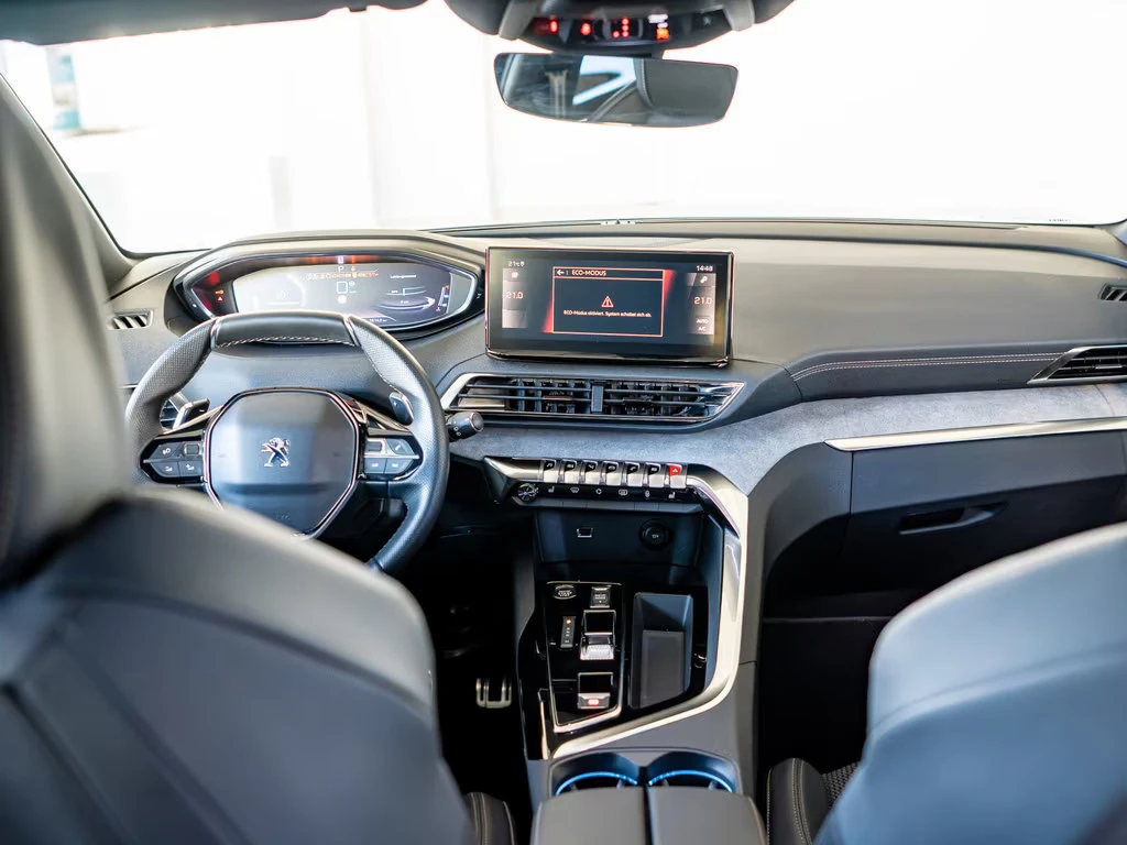 2024 Peugeot 3008 1.2MHEV 145HP GT-LINE e-DSC6 CAM NAVI LED 296q — 7