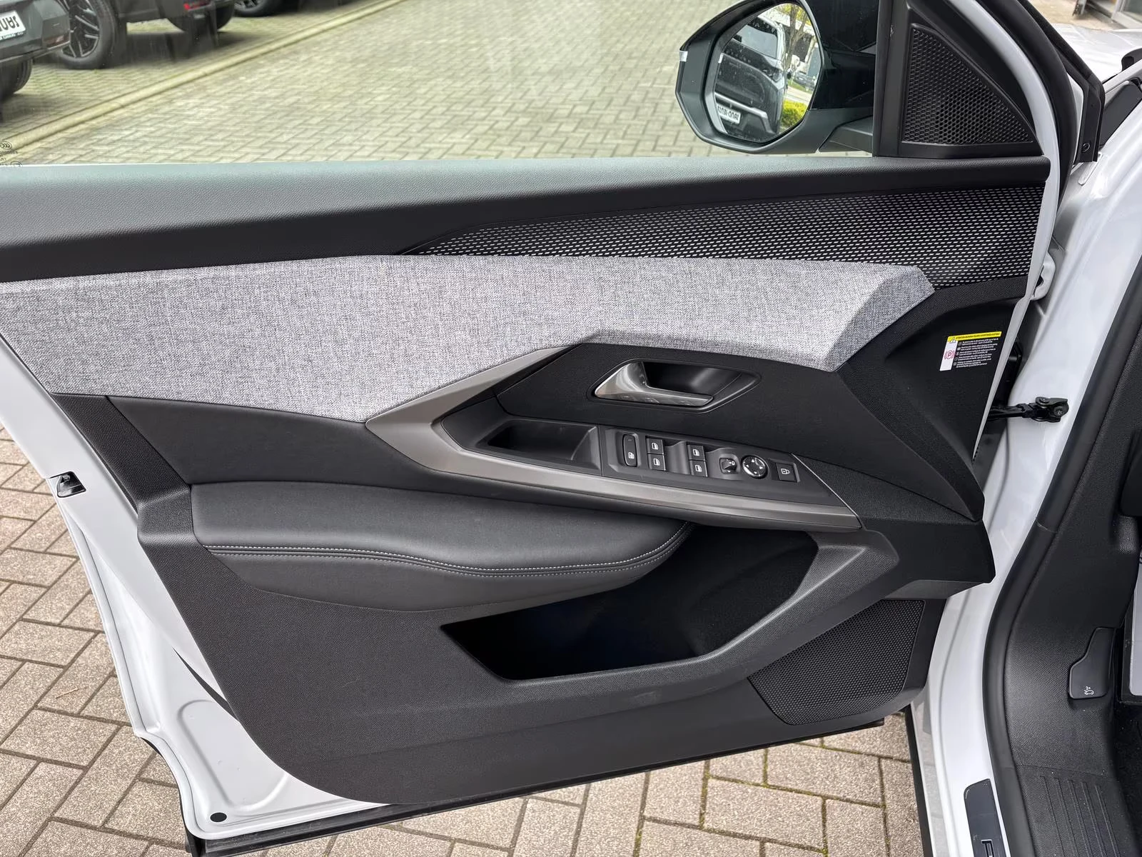 2026 Peugeot 5008 НОВ! GT MHEV 145HP 7SEATS CAM NAVI 220h — 11