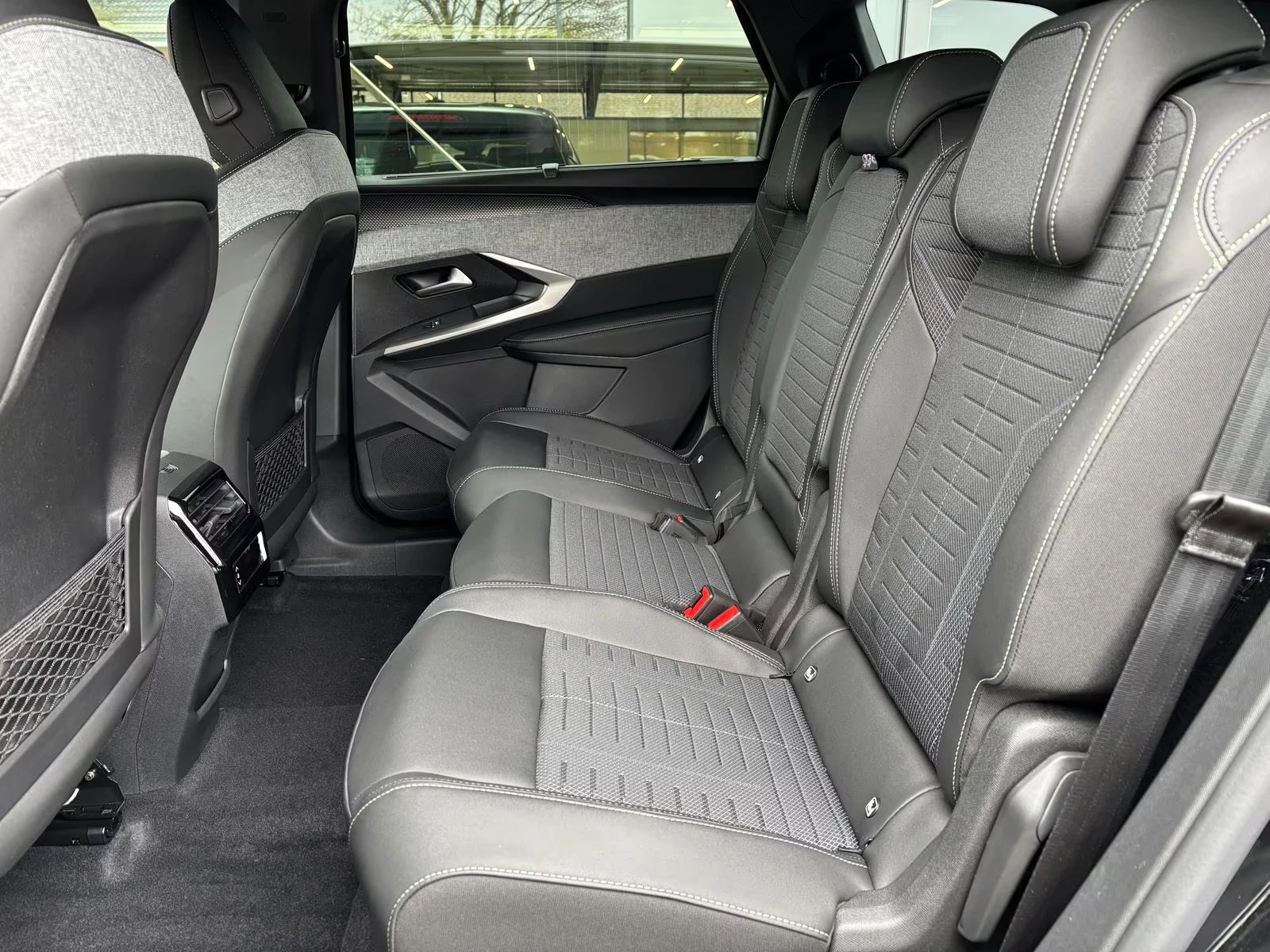 2026 Peugeot 5008 НОВ! GT MHEV 145HP 7SEATS CAM NAVI 220h — 7