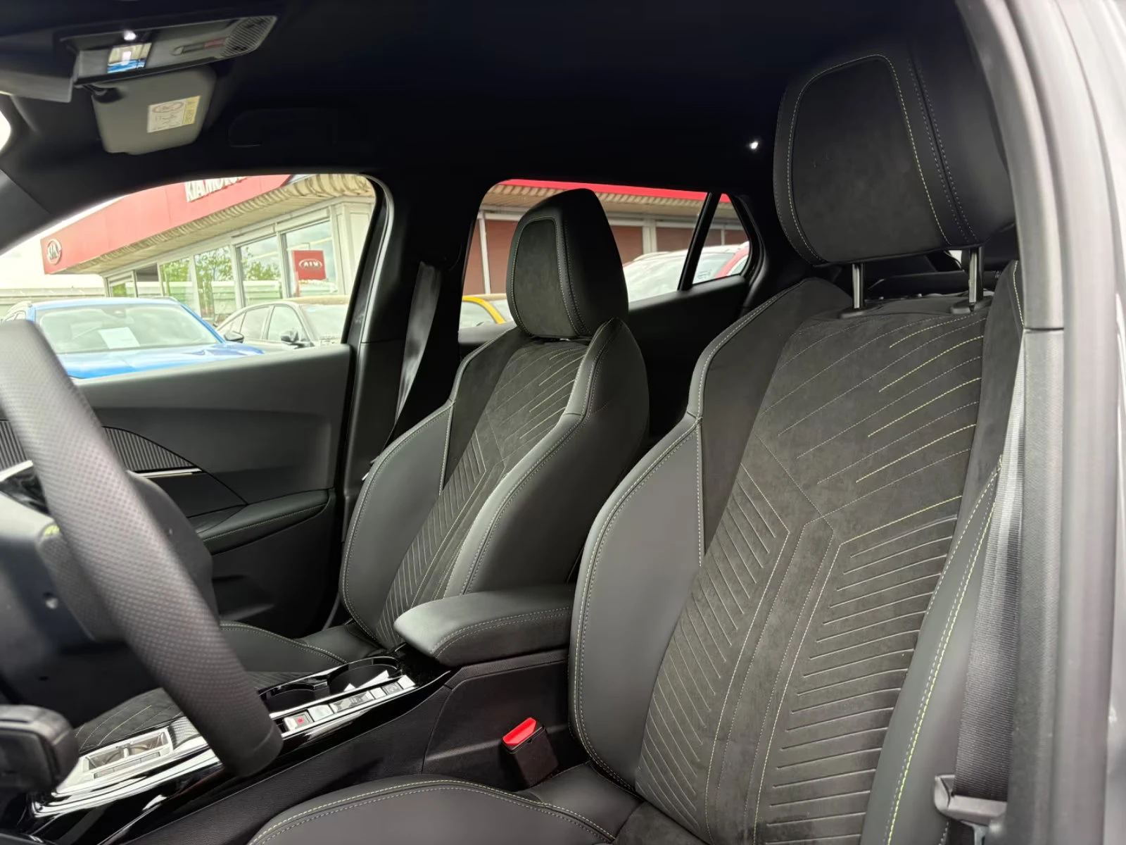 2026 Peugeot 2008 ELECTRO 156HP GT 360 KLESS NAVI 418z — 12
