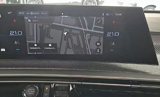 2025 Peugeot 3008 ELECTRO 213HP GT-LINE CAM NAVI LED CPLAY 305q — 9