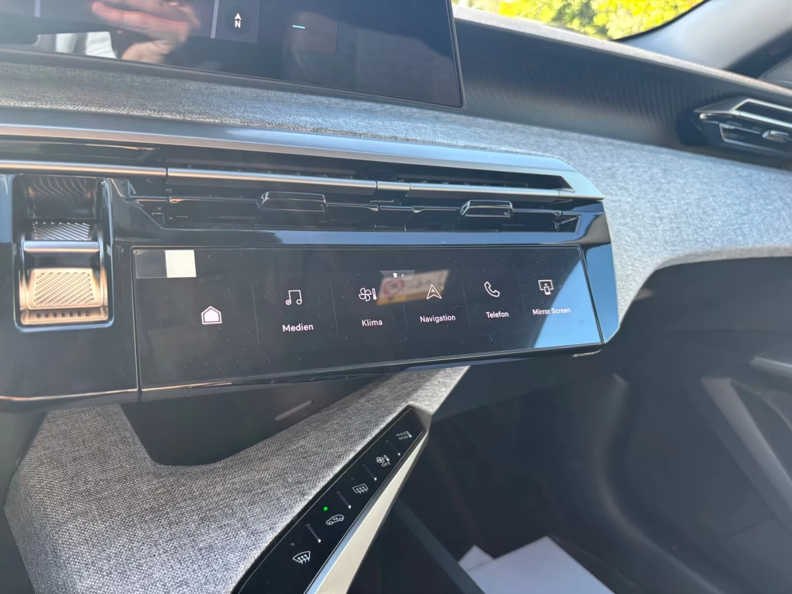 2025 Peugeot 3008 ELECTRO 213HP ALLURE CAM NAVI H.PUMP LED 306q — 8