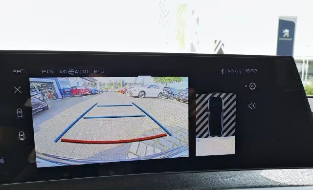 2025 Peugeot 3008 ELECTRO 213HP GT CAM LED NAVI CPLAY KLESS 307q — 11