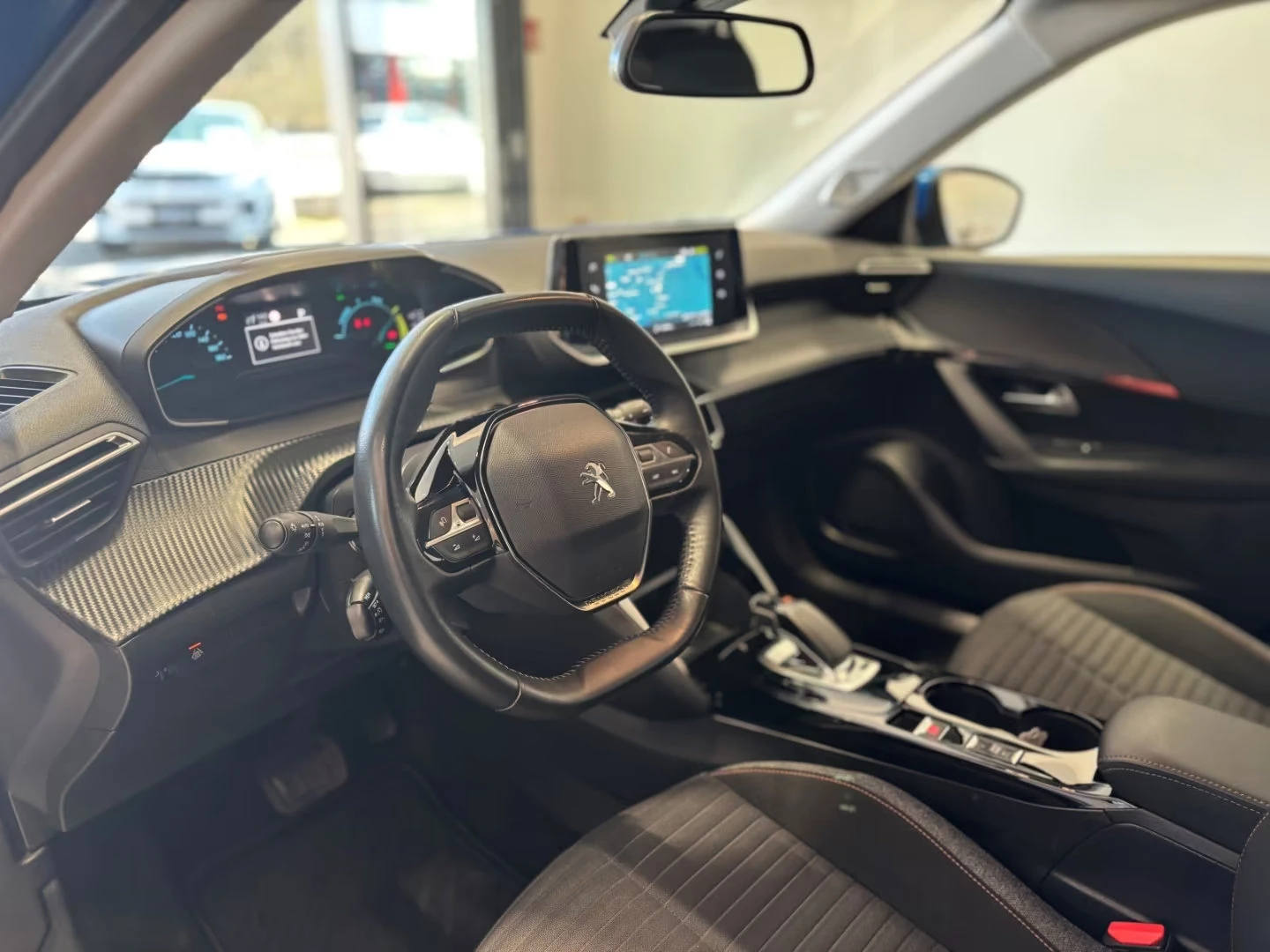 2021 Peugeot 2008 E-ACTIVE 136HP CAM NAVI KLESS LED CPLAY 311q — 8