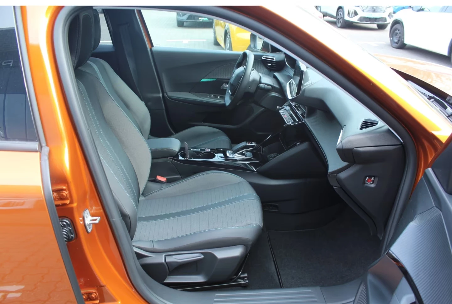 2021 Peugeot 2008 ALLURE 136HP ACC NAVI CAM 226h — 10