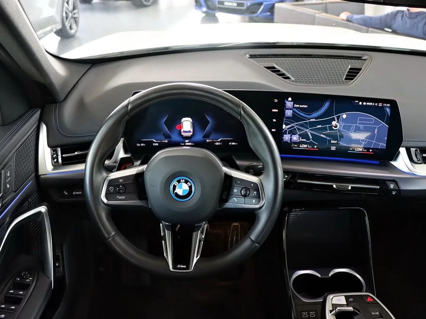2023 BMW iX1 xDrive30 313HP M-SPORT CAM KED DIGI NAVI 320q — 8
